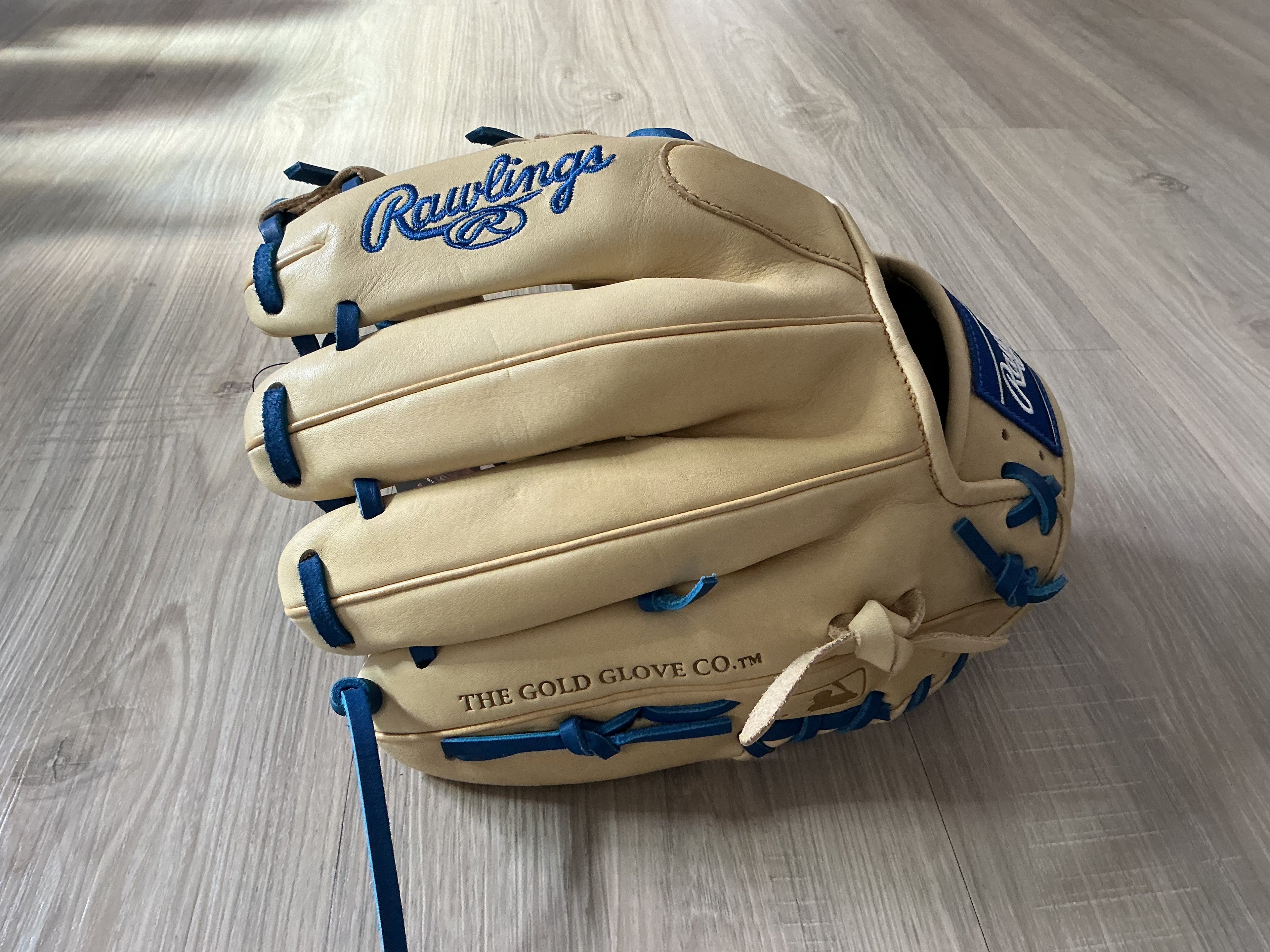 11.5 Rawlings Tan And Blue GG Elite Glove