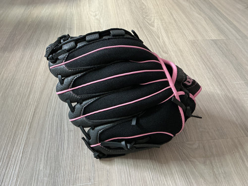 10.5 Wilson Black And Pink A150 Glove